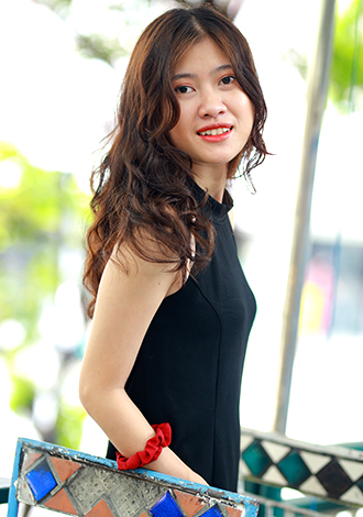 Hundreds of gorgeous pictures: member, member  Thi lan(Linda) from Ho Chi Minh City