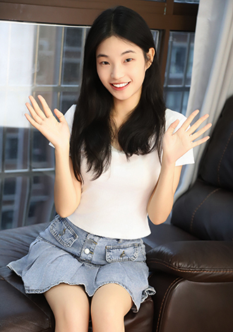 Date the member of your dreams: Xinran, beautiful romantic companionship Asian member