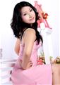 Hundreds of stunning women: Qin, bride from China