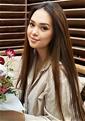 Gorgeous profiles pictures: Asian college member Laura from Astana
